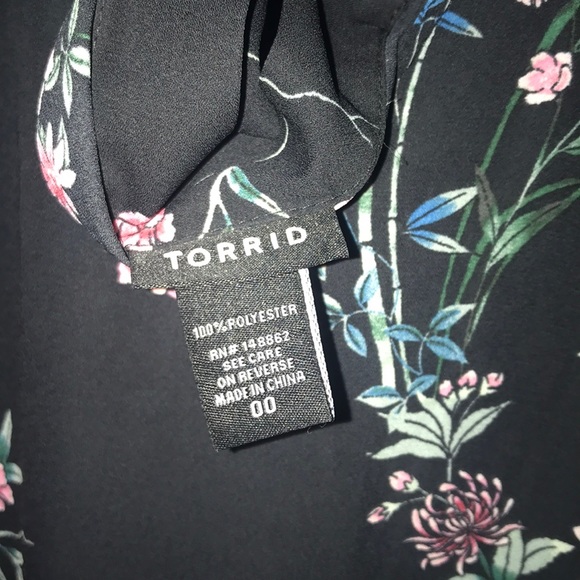 Torrid floral top - Picture 5 of 5